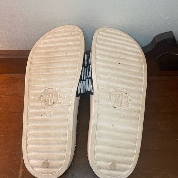 Tommy Hilfiger Slides - Picture 2 of 5